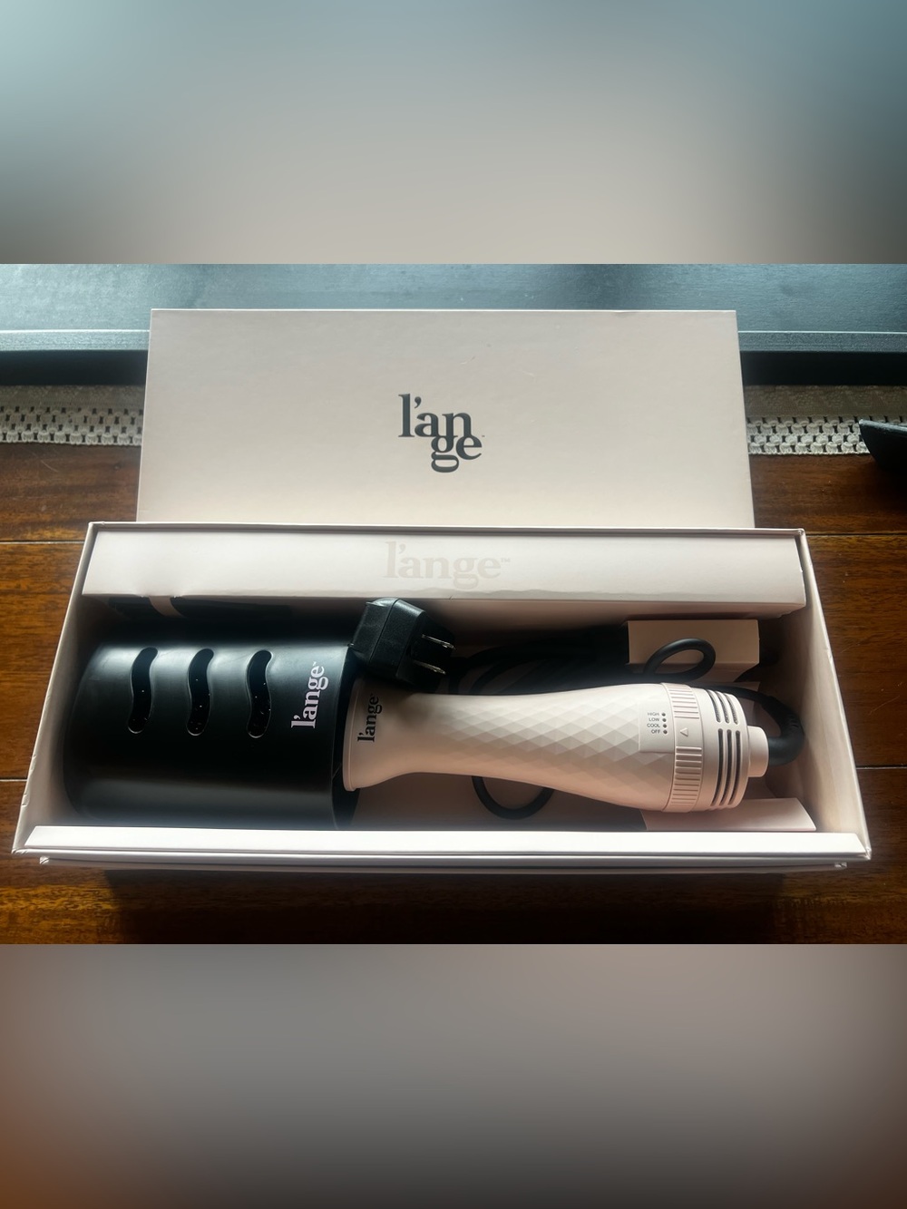 L’ange Le Volume 2-in-1 Titanium Blow Dryer Brush – Like New in Box. Blush Color